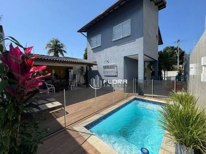 Casa à venda, 133 m² por R$ 850.000,00 - Itaipu - Niterói/RJ