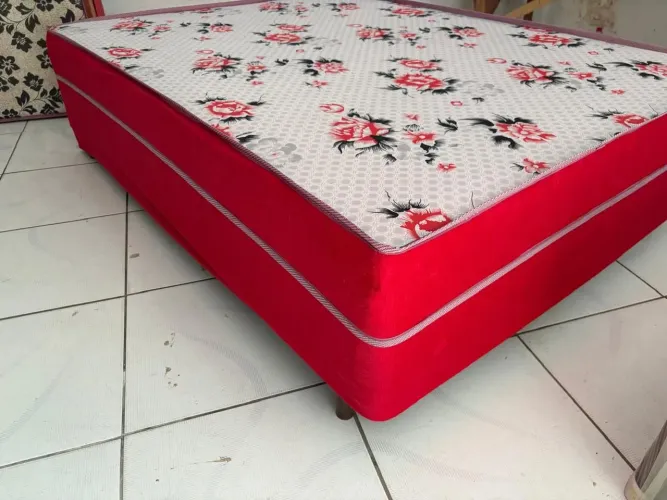 Linda cama casal box 