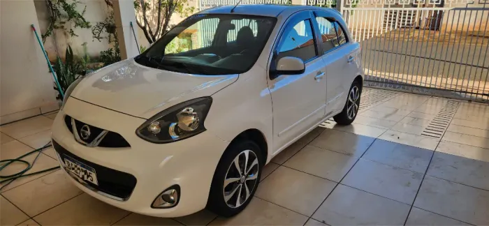 Nissan March SL 1.6 16V Flexstart 5P Aut. 2017