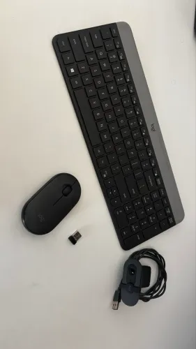 Kit logitech - teclado, mouse e webcam