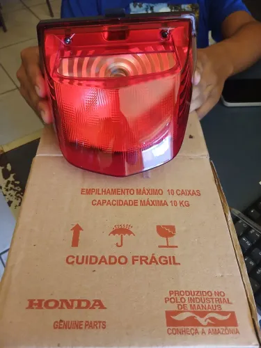 Lanterna traseira da pop 110i 2025