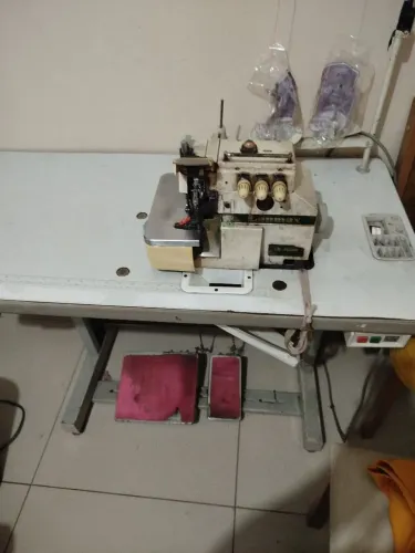 Overlok industrial semi nova