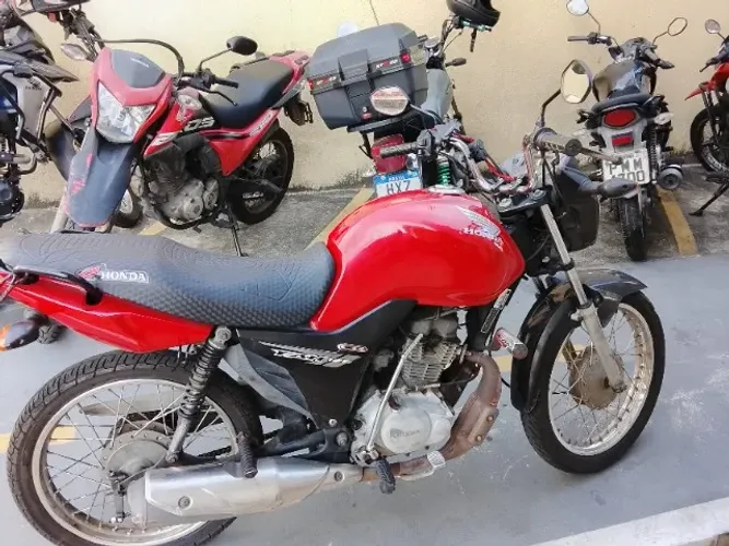 Vendo moto Fan 125 ano 2014