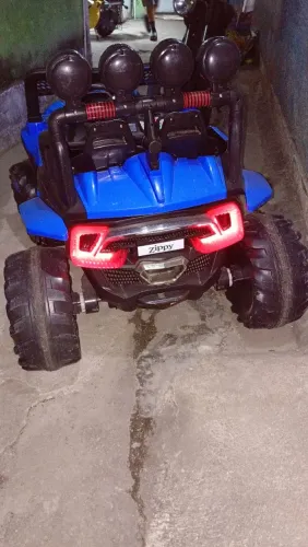 Carro elétrico infantil 