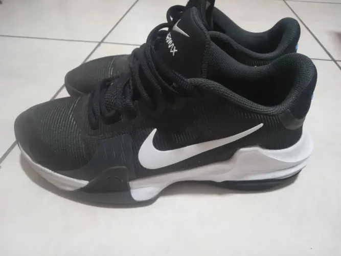 Tênis Nike