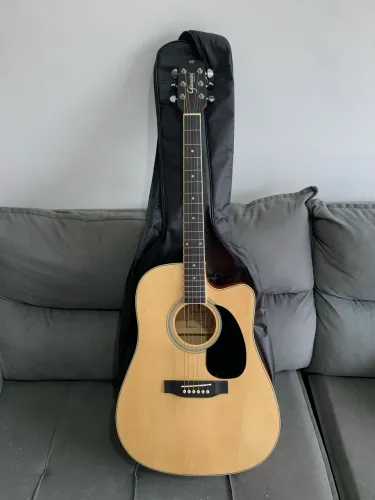 Violão Eletroacústico com Capa e Acessórios