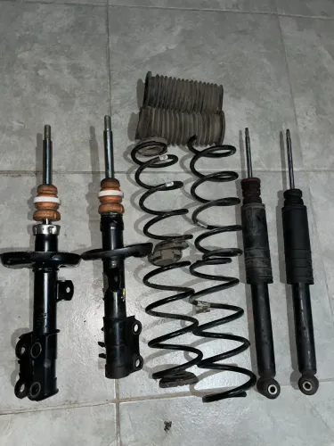 SUSPENSÃO COMPLETA ÔNIX 2019