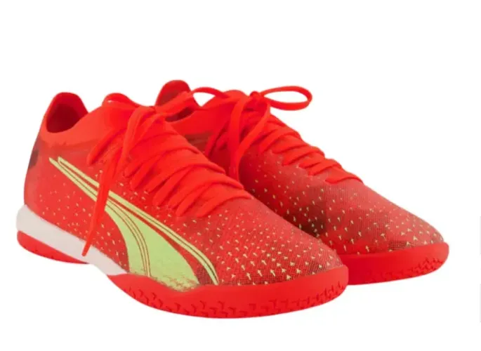 Chuteira de futsal da puma ultra laranja