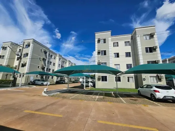 Apartamento à venda no Condomínio Spazio Cristalli em Cuiabá - 2 quartos com armários e so