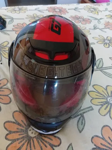 Vendo capacete número 60