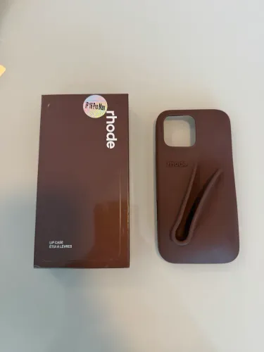 Capinha Rhode iPhone 16 Pro Max
