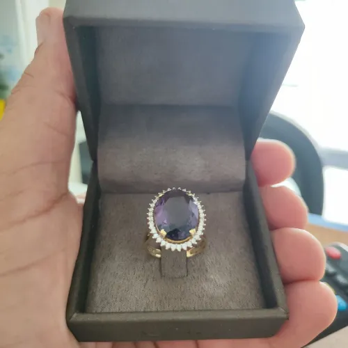 Anel feminino em ouro 18k