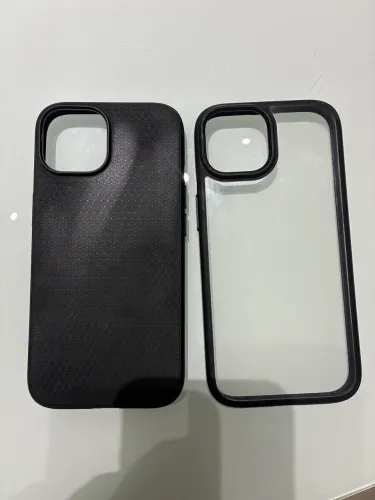 PAR Capa spigen iPhone 15 normal 