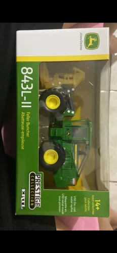 máquina mini feller buncher
