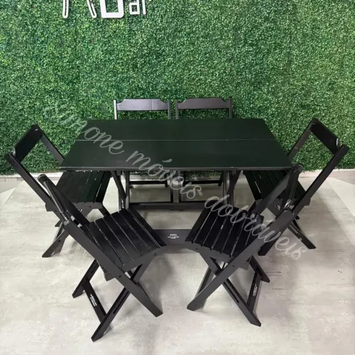Mesa 1,20x70 e 4 cadeiras de madeira