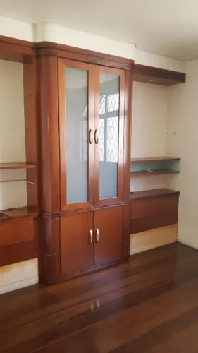 Estante super conservada