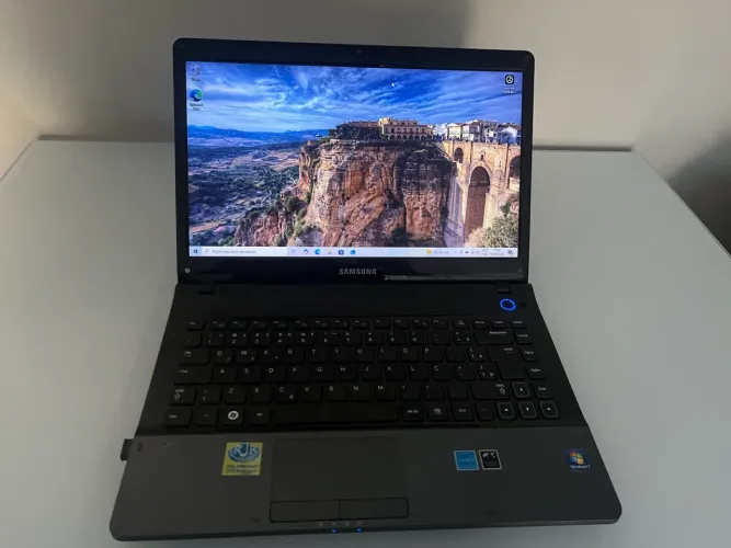 Notebook Samsung 8 GB RAM 512 SSD peço pra vender na hora