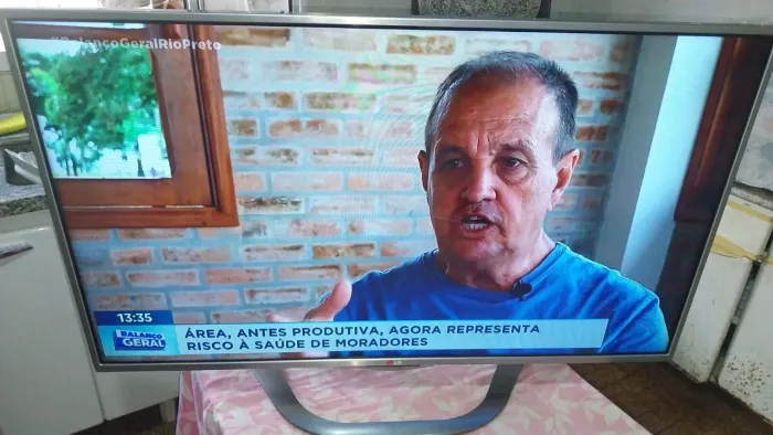 Vendo tv lg 42 polegadas 