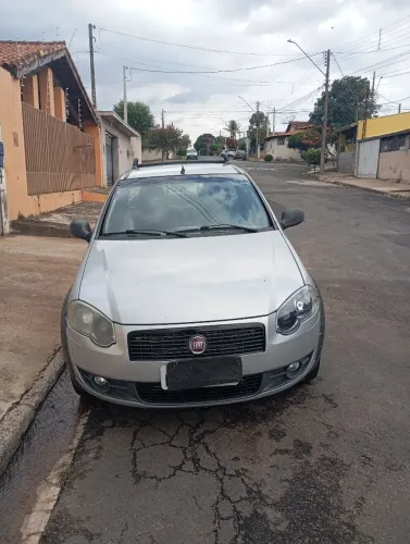 Fiat Strada Trekking 1.4 MPI Fire Flex 8V CS 2011