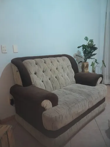 Sofá dois lugares
