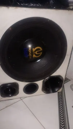 Vendo som com grave de 15
