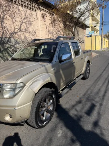 Nissan Frontier LE CD 4X4 2.5 TB Diesel Aut. 2011