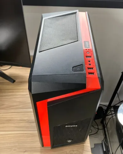 PC GAMER TOP
