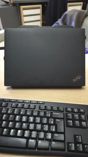 Notebook Lenovo - ThinkPad T14 Gen3, Processador AMD Ryzen 7, 32gb de Ram, 477gb SSD memo