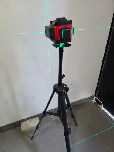 Nível a Laser 12 Linhas 2 Baterias Tripé