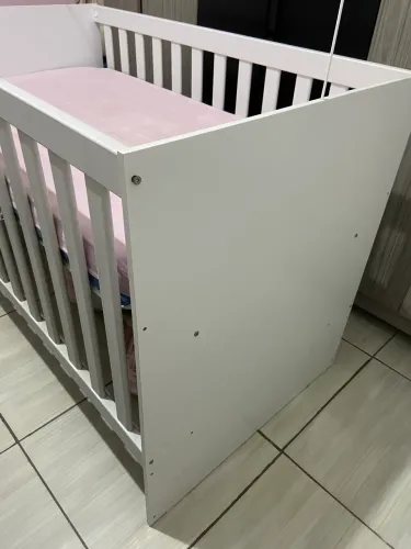 Berço semi novo usado poucas vez