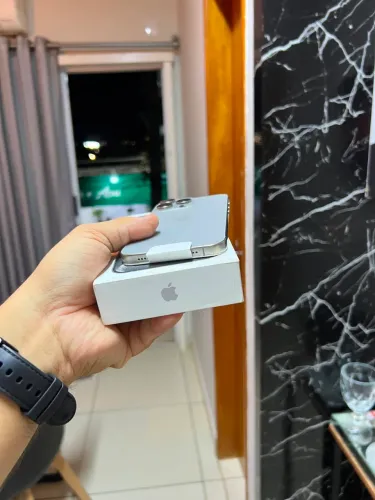 iPhone 256 GB todo original impecável 