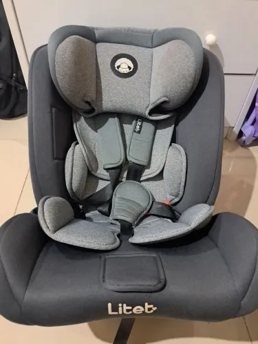 Cadeirinha infantil para carro