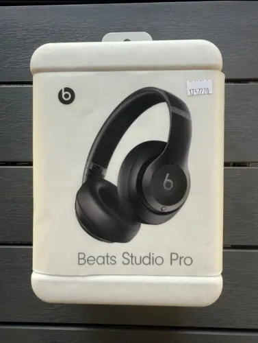 Beats Studio Pro