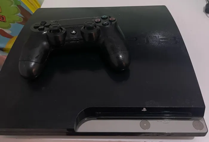 Play statio 3 slim desbloqueado