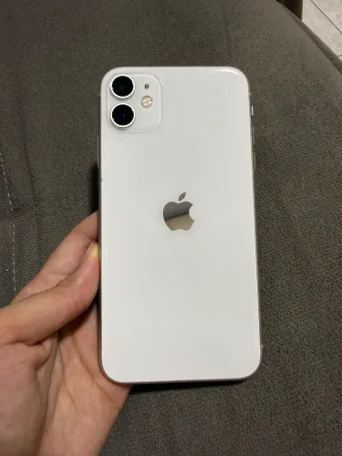 iPhone 11 64GB - Tudo Funcionando - Tela com Defeito