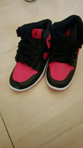 Air Jordan 1