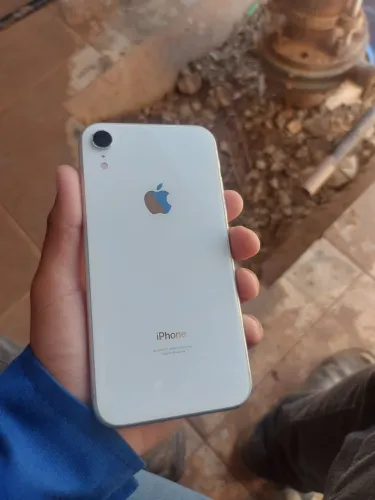 IPHONE XR 128GB NUNCA ABERTO