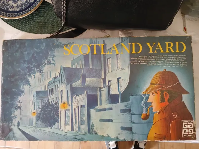 Detetive SCOTLAND YARD 1981, completo para até 8 jogadores.