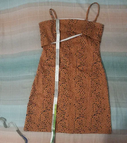 Vestido/Peça feminina nova tamanho M - nunca usado.