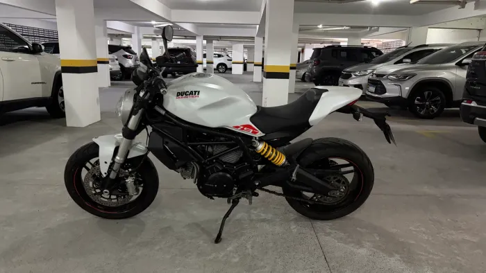 Ducati Monster 797 zerada. TROCA POR JETSKI OU LANCHA 