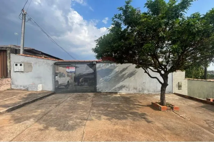 Imóvel com 02 Casas, à venda no bairro Floresta, Cacoal-RO, por R$ 350.000,00