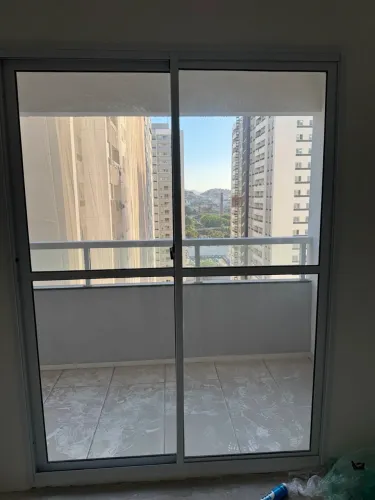 Vendo porta de correr