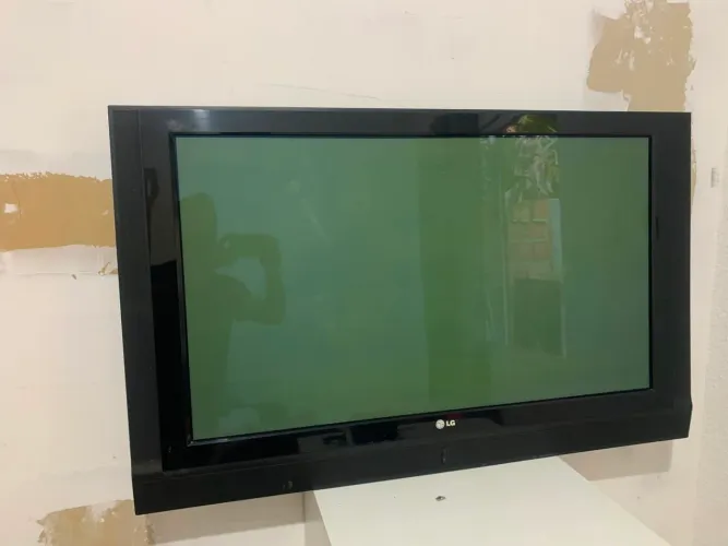 Tv 42 LG antiga