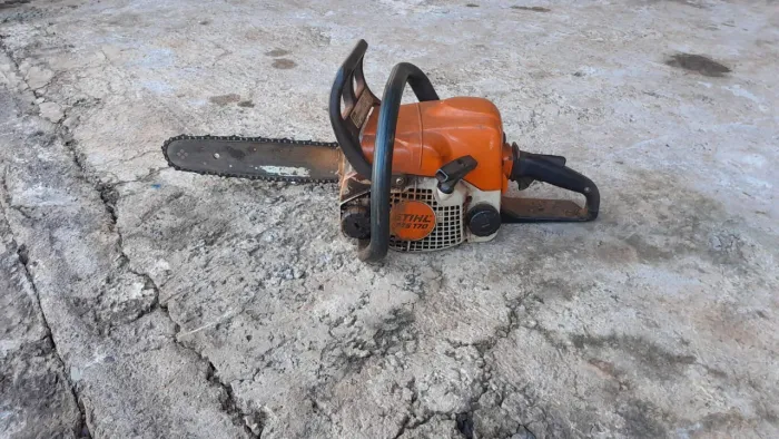 Moto serra stihl170