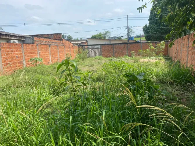 Vende se terreno no Raimundo Melo 