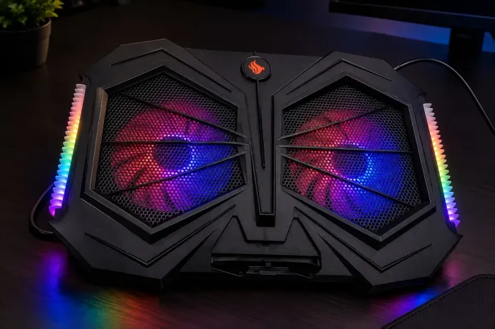 Base notebook gamer cooler Pichau Bertha Dual Fan, RGB, Preto (PG-BTH-RGB01)