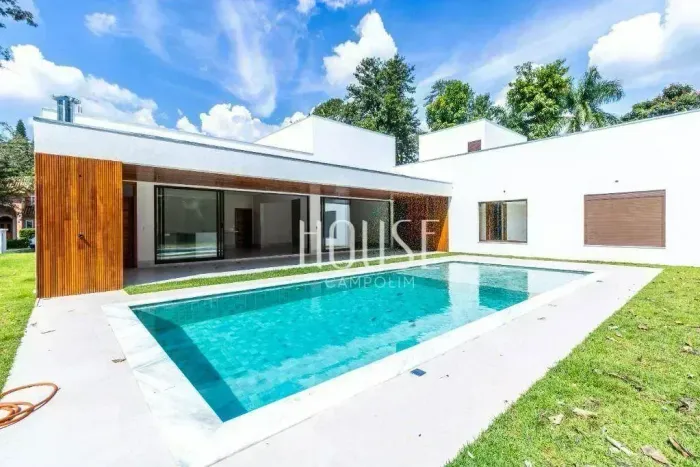 Casa à venda em Araçoiaba da Serra, com 400m² | Condomínio de alto padrão Lago Azul | CA34