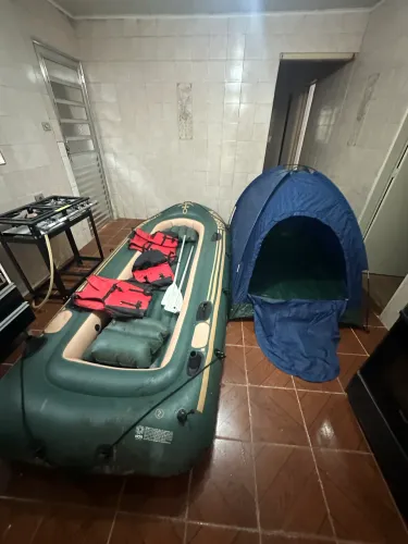 Kit Camping e Lazer: Bote Inflável Mor Fishman 400 + Coletes + Barraca