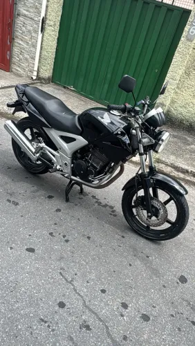Vendo moto alta ou troco por uma menor com volta