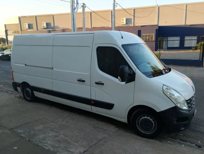 Renault Master 2.3 DCI Extra Furgão 16V Diesel 2022